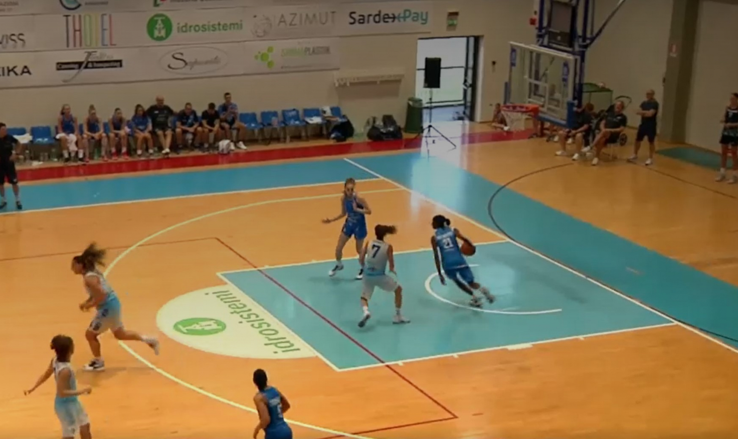 La Dinamo femminile di Antonello Restivo terza al torneo di Cagliari