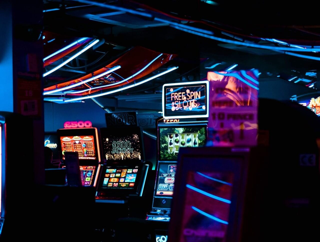 Dipendenza dalle slot e dal gioco d’azzardo. Consigli utili per smettere