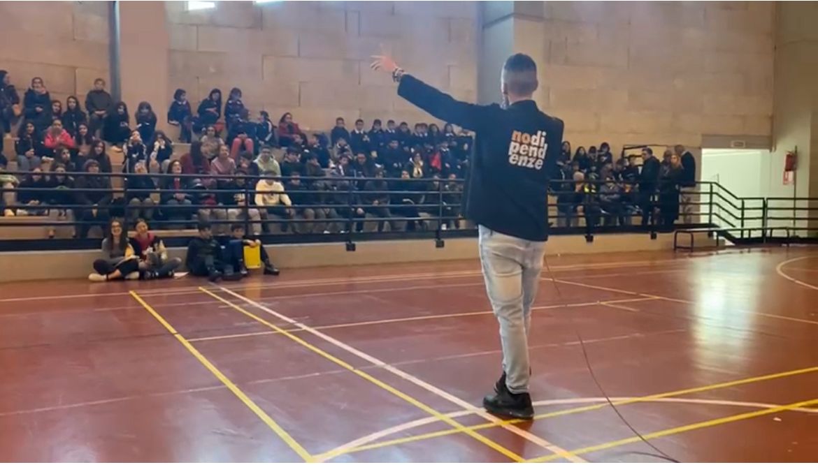 Tecnologia e droga, un tour per dire “no” alle dipendenze fra i giovani