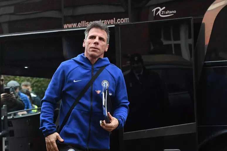 Sagra della “cipolla dorata” di Banari premia Gianfranco Zola.