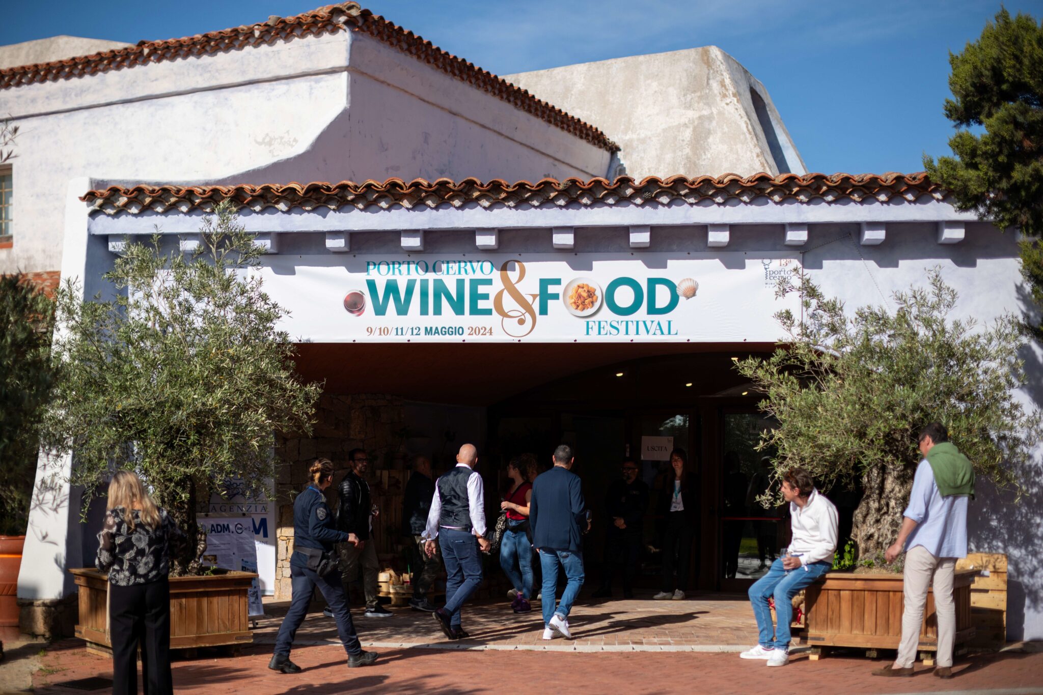 Dal giorno 8 sino all’11 maggio si è svolto il “Porto Cervo Wine & Food Festival”. Il CEO di Smeralda Holding Mario Ferraro: “Un successo”.
