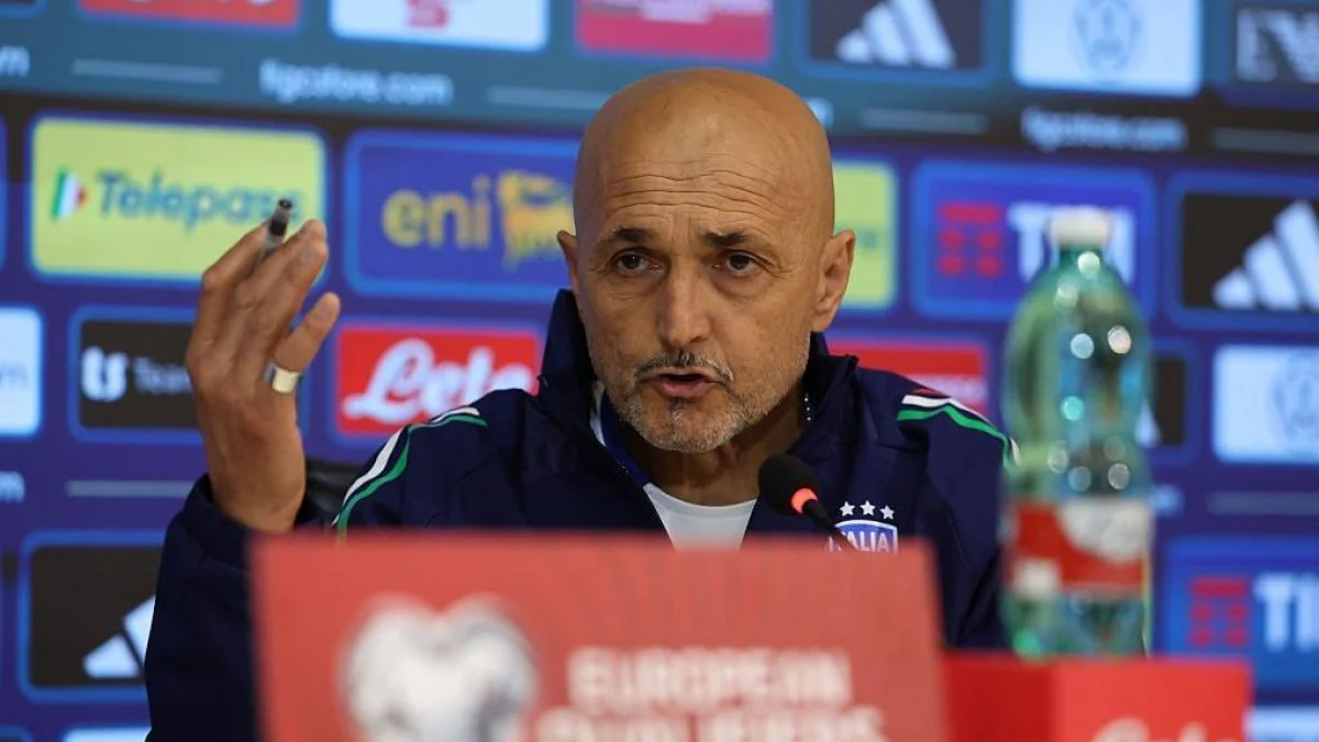 Luciano Spalletti lascia in lacrime. Contro la Moldova, lunedì 9 giugno, la sua ultima partita da ct della Nazionale italiana.